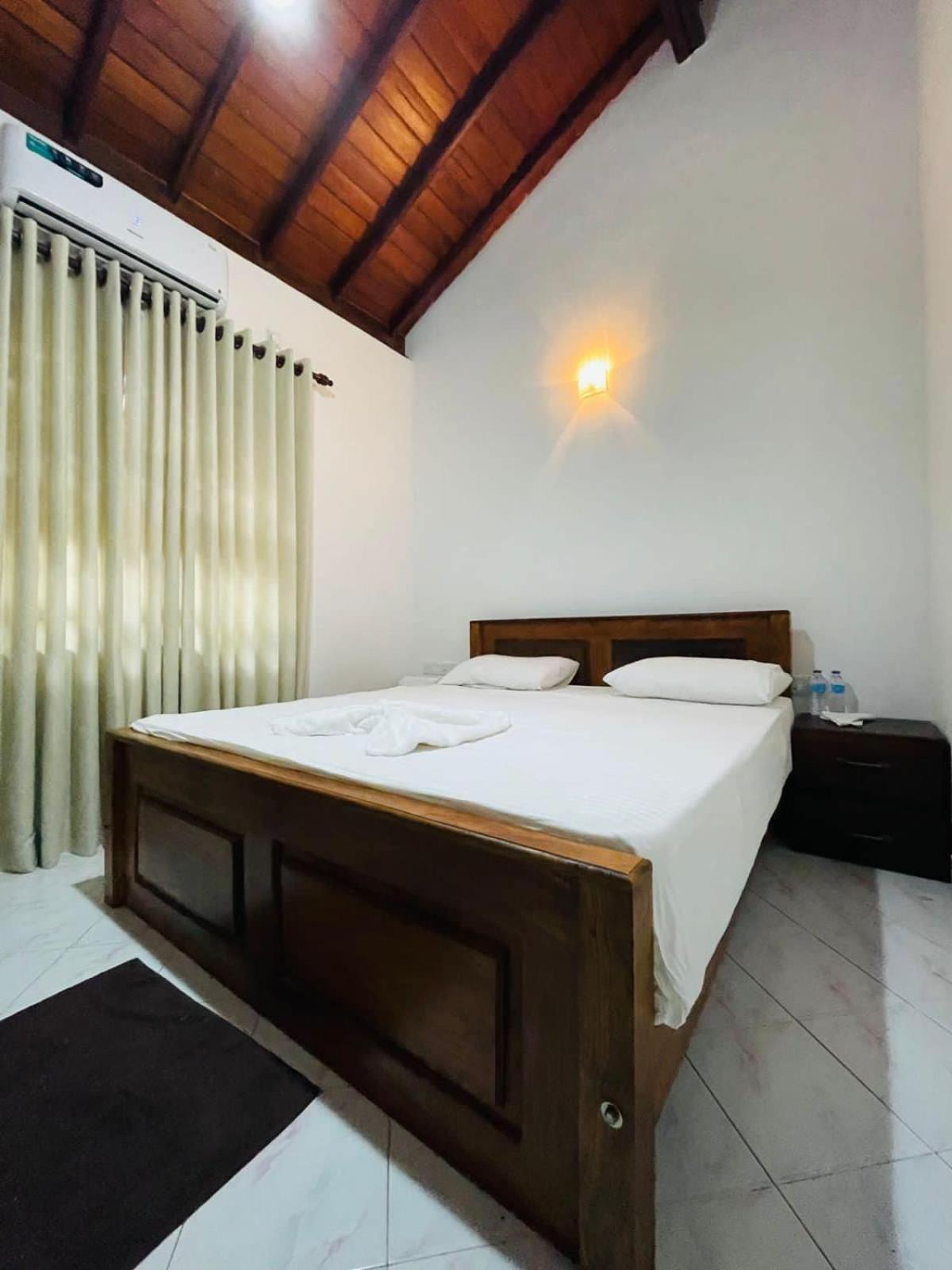 Langama Thena - ළඟම තැන Hotel Anuradhapura Kültér fotó
